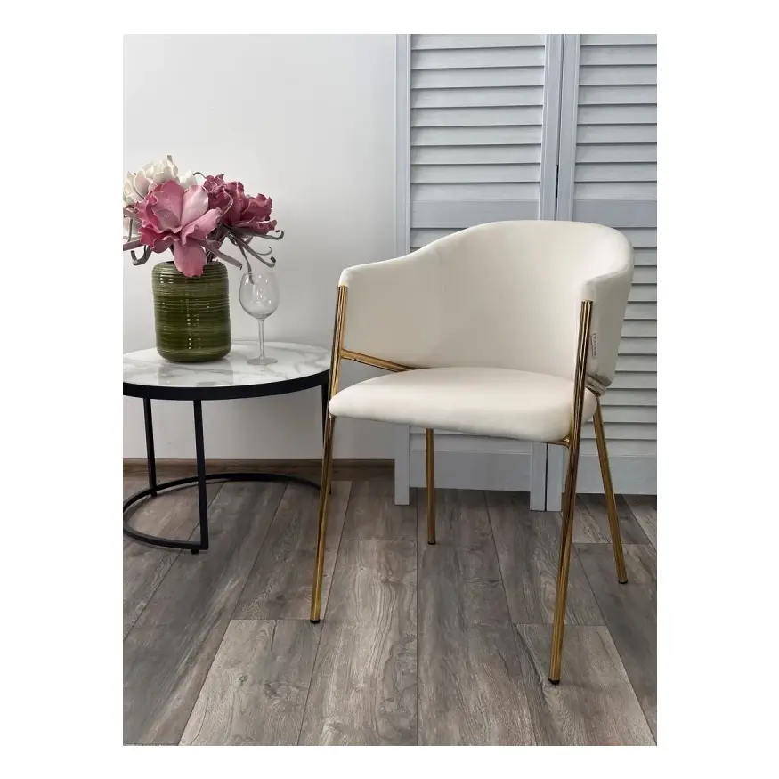 

Стул DILL MOMO-01 молочный, велюр "беспальчиковый"/золотой каркас